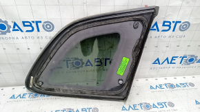 Window blind glass rear left Jeep Cherokee KL 14-18 chrome scratches on chrome