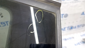 Window blind glass rear left Jeep Cherokee KL 14-18 chrome scratches on chrome, scratches on glass