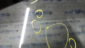 Window blind glass rear right Jeep Grand Cherokee WK2 11-16 chrome molding, scratches on chrome, scratches on glass