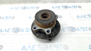 Front right hub Ford Explorer 20-24 RWD