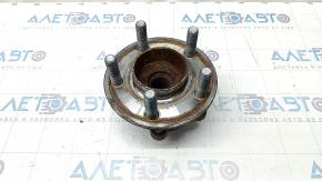 Front right hub Ford Explorer 20-24 RWD