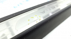 Door sill trim inner front left Hyundai Azera 12-17 black, with chrome trim, scratches, crack in fastening