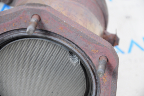 Front catalytic converter Nissan Pathfinder 13-20 is chipped, studs are cut off