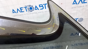 Window blind glass rear right Infiniti JX35 QX60 13- scratches on chrome, tear of seal