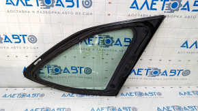 Window blind glass rear left Subaru Outback 15-19 scratches on chrome,