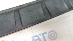 Upper rear bumper trim Ford Explorer 20 - scratches, cracks in fasteners