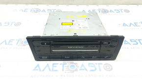 Radio tape recorder Audi Q5 8R 16