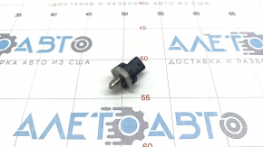 Fuel pressure sensor Ford Explorer 20- 2.3T on the fuel rail