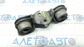 Ford Explorer 20 center muffler mount - break
