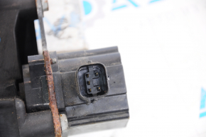 Jeep Compass 11-16 intake manifold with flaps, sensor mounting screw is torn off