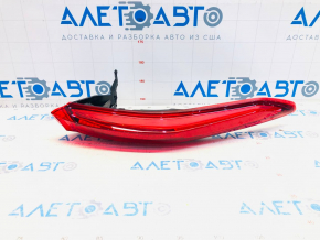 Light outer wing right Toyota Venza 21-