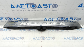 Ford Explorer 20 trunk door molding - under camera, scratch