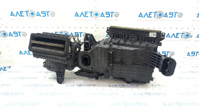 The bare heater body of Ford Explorer 20 - the body is broken, the fasteners are broken