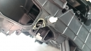 The bare heater body of Ford Explorer 20 - the body is broken, the fasteners are broken