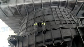 The bare heater body of Ford Explorer 20 - the body is broken, the fasteners are broken