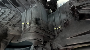 The bare heater body of Ford Explorer 20 - the body is broken, the fasteners are broken
