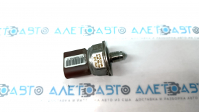 Fuel pressure sensor Audi Q5 8R 13-17 3.0 tfsi, on the fuel rail