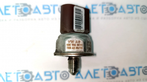 Fuel pressure sensor Audi Q5 8R 13-17 3.0 tfsi, on the fuel rail