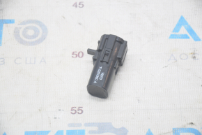 Nissan Leaf ambient air temperature sensor 18-