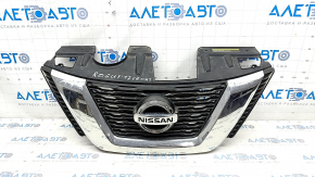 Radiator grill grill Nissan Rogue 17-18 without camera, with emblem, sand