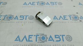 Nissan Sentra 13-19 Air Conditioner Heater Valve