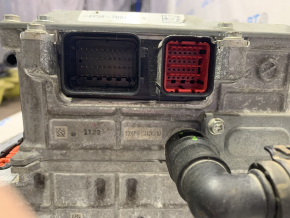 Lincoln MKZ 13-20 hybrid inverter dent