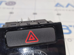 VW Passat b7 12-15 USA scratches watch