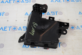 Fuse box housing underhood left Nissan Leaf 18-