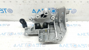 Engine mount left Nissan Rogue 14-20 crack in mount