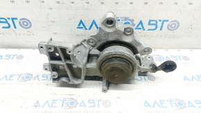 Engine mount left Nissan Rogue 14-20 crack in mount