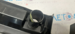 Lower radiator deflector Nissan Rogue 14-20 is broken, the tube is dented