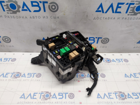 Kia Optima 11-15 underhood fuse box without cover, scratches