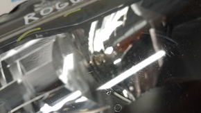 Headlight front right Nissan Rogue 17 - bare, halogen, scratches, sand, broken chip mount