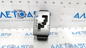 Mazda3 03-08 HB gear shifter cover scratches, worn