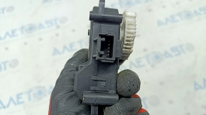 Actuator motor heater drive ventilation Toyota Highlander 08-13 with traction