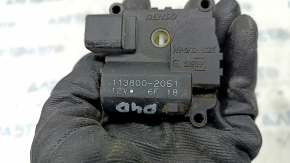 Actuator motor for heater ventilation on Toyota Corolla E12 02-06