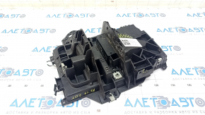 Battery tray Jeep Cherokee KL 19-23 broken fasteners