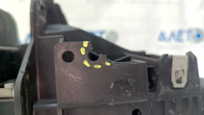 Battery tray Jeep Cherokee KL 19-23 broken fasteners