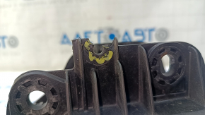 Battery tray Jeep Cherokee KL 19-23 broken fasteners