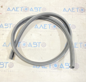 Mercedes CLA 14-19 bonnet seal