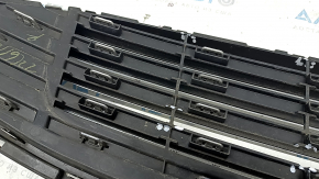 Grill radiator grill assembly with frame Ford Fusion mk5 17-18 chrome, sand, broken fasteners, fractures, cracks