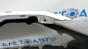 Front bumper bare Ford Fusion mk5 17-18 silver, pressed, crack, sawed, broken fastener