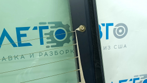Rear glass Ford Fusion mk5 17-18 under antenna, scratches