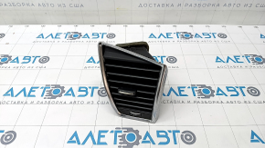 Front right air duct deflector Audi Q5 8R 09-17 broken fasteners, glued overlay