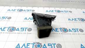Front right air duct deflector Audi Q5 8R 09-17 broken fasteners, glued overlay