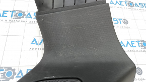 Rear pillar trim behind the window left Audi Q5 8R 09-17 black under the speaker, scratches, crack in the mount