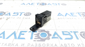 USB Hub, AUX Toyota Camry v50 12-14 usa