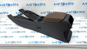 Central console armrest and cup holders Audi Q5 8R 09-17 black, armrest brown leather, under cup holder with heating and cooling, scratches