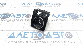 VW Passat b8 16-19 USA Type 1 Watch
