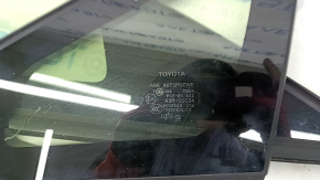 Fixed window glass front left Toyota Prius 30 10-15